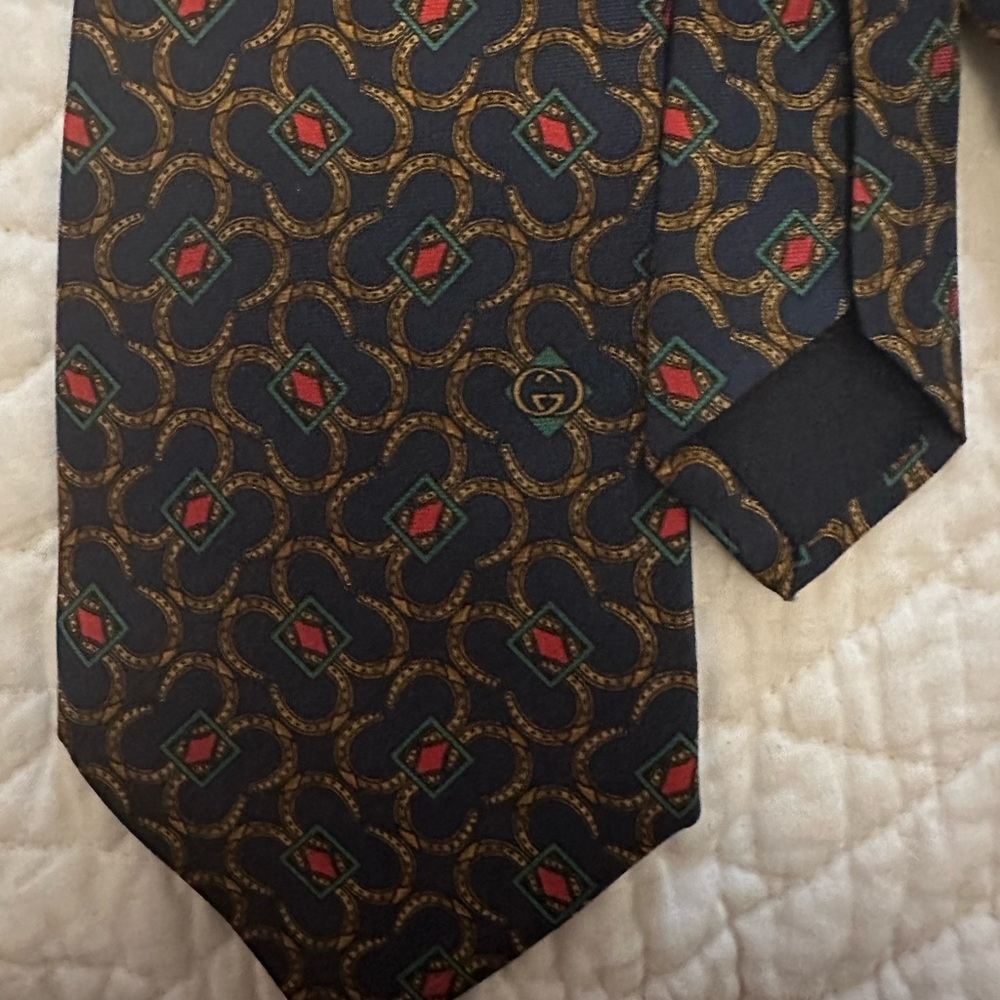 Gucci - Picture 2 of 15